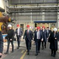 Macut posetu Zlatiborskom i Moravičkom okrugu završio posetom livnice u Guči; Teška industrija održava život ljudi u ovom kraju…