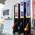 Haos na pumpama širom Evrope: Cene se menjaju iz sata u sat, derivata sve manje