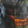 Požar u zgradi u Nju Delhiju: Poginulo najmanje 18 osoba, sedmoro povređeno