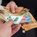 Hrvatski javni sektor i dalje ima veće plate nego privatni