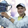 (Foto) Dupla pobeda Ribakine nad Sabalenkom: Titula na US Openu i svetski broj jedan