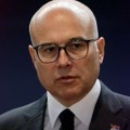Dno politike bezumljali Lider naprednjaka Vučević osudio napad na Ninu Kuburović i Tanju Zdravković: Ovo nije nikakva borba za…