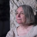 „Kad je Dilan u Zemunu pevao nešto malo malo življe od zombija“: Mirjana Novaković u „Saundtreku za moj život“