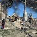 "Sve: Gori!" Unutar ukrajinskog grada koji ne sme da padne. Ulice u plamenu, dronovi ga stalno nadleću, a nemilosrdni napadi…
