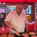 Cvetanović: 350 hiljade ljudi posetilo Roštiljijadu