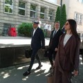 Selaković stigao na suđenje za Generalštab, manja grupa okupljenih ga dočekala uz negodovanje