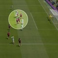 FIFA opet gura Švajcarsku: Pogledajte poklonjen penal, VAR soba zaboravila na ofsajd