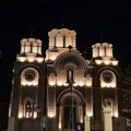 Osvetljen Saborni hram Sveta Trojica i Odžaklija