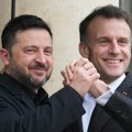 Zelenski odlikovao Makrona "Ordenom slobode" kao priznanje za pomoć i podršku Ukrajini