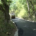 Posle decenija čekanja asfalt stigao u Džurovo, meštani ovaj dan nazivaju praznikom