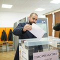 Zukorlić glasao u OŠ Halifa Bin Zajed Al Nahjan