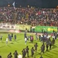 Totalni haos u istri: Tuča navijača Hajduka i redara video