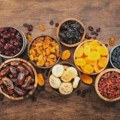 Ove vrste suvog voća bi trebalo jesti zimi jer sadrže vitamin D