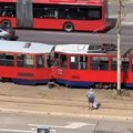 Sudar tramvaja na Novom BEOGRADU: Više povređenih, među njima i dečak (3)