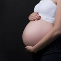 Da li je opasno za trudnice da piju alkohol u umerenim količinama?