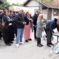 Nezadovoljni najavljenom izgradnjom javne garaže u školskom dvorištu, Kruševljani pokrenuli peticiju za obustavu radova
