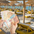U Grčkoj već počeli da deru! Cene ležaljki podivljale, turisti šokirani! Biraju isplativiju varijantu