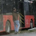 MUP: Autobus udario u izlog lokala na Petlovom brdu