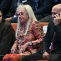 "Miriam, ustani, pogledajte je, sedi tamo tako nevino" Ko je žena koju je Tramp posebno istakao tokom govora u Knesetu…