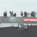 "Vidimo se ponovo, Dragane": Skup ispred Informera, Vučićević se sa krova obraćao okupljenima i reporteru N1