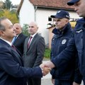 Ivica Dačić obišao Policijsku stanicu i Vatrogasno-spasilačko odeljenje u Malom Zvorniku: Razgovor o bezbednosti i ostalim…