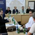Macut razgovarao sa dekanima fakulteta: "Smanjiti obim gradiva i unaprediti nastavu iz prirodnih nauka"