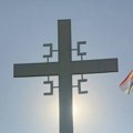 Meštanu Krivače kod Lebana podigli krst visok 10 metara