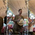 Novosadski zet zapalio Skadarliju: Nikola Rokvić sa šeširom u ruci zapevao i oduševio prolaznike (foto)