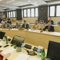 Šta nakon povratka nezavisnih članova u Savet REM? Za sad je pata karta i niko nema većinu. Čeka se izbor devetog člana