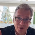 "Baš ovako kako je i Tramp pokazao" Vučić podelio fotografiju sa prijema kod predsednika SAD: "Živela Srbija"