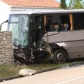 Autobus udario u brdo kod Trebinja: Poginule dve osobe, više putnika povređeno