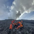 Ponovo eruptirao vulkan Ibu u Indoneziji, stub pepela visok pet kilometara