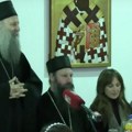 Poznati na slavi kod patrijarha porfirija: Ova pevačica imala posebnu čast da sedi na čelu stola, a evo ko je sve…