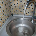 Nepoverenje Zrenjaninca u pijuću vodu: „Unucima je neću davati“