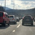 Gužva na auto-putu kod Velike Plane, kolone vozila duge više desetina kilometara