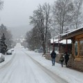 Iz Beograda u Kosjerić po ovom snegu: Auto-put ka Požegi i sećanje na Tomu Monu