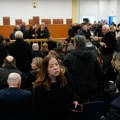 "Rastrgnuću te golim rukama": Haos na suđenju zbog smrti 57 ljudi, rođaci žrtava napali optužene čim su ušli