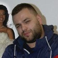 Zavirite na Cobijevu svadbu: Ovako se provodio sa suprugom koja je 17 godina mlađa (FOTO)