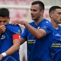 Zukić se igrao fudbala, Vojvodina razbila Radnički Niš: Pljuštali golovi Novosađana na Čairu