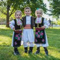 520 mališana učestvovalo na najlepšem festivalu folklora u Vojvodini „U Žitištu na žitnici“ [FOTO]