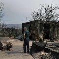 Požari u Grčkoj jenjavaju, ali temperature i dalje rastu: Uništeni veliki delovi šuma, desetine kuća