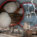 Grad "tukao" po celom Beogradu: U Borči lopte leda, Adu Ciganliju kao da je pogodila morska bura (foto, video)