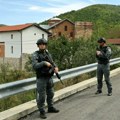Specijalne jedinice upale u KBC u Kosovskoj Mitrovici