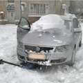 U sekundi šteta 250 evra Najčešća greška koju pravimo, kad auto zimi neće da upali