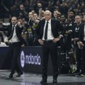 FOTO Partizan zabranio navijaču ulaz u dvoranu: Identifikovao ko je gađao igrače i objavio njegovu sliku