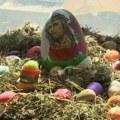 Izložba najlepše oslikanih uskršnjih jaja u Holu RTS-a do 5. maja