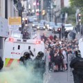 Treću noć neredi u Severnoj Irskoj: Više povređenih policajaca