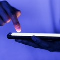 Trampova organizacija pokrenula sopstvenu mobilnu mrežu