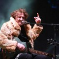 Ovo je brat Gorana Bregovića: Muzičar život posvetio muzici, a on otišao u malo mesto, ima vinograd, proizvodi vino i rakiju…