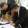 Потписани уговори о субвенцијама за пољопривреднике у Кикинди